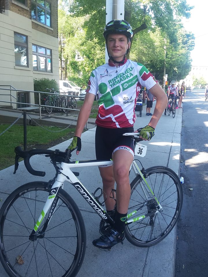 Nicolas Ippersiel de Saint-Denis-sur-Richelieu a remporté le bronze pour Richelieu-Yamaska à la course sur route dans la catégorie minime.