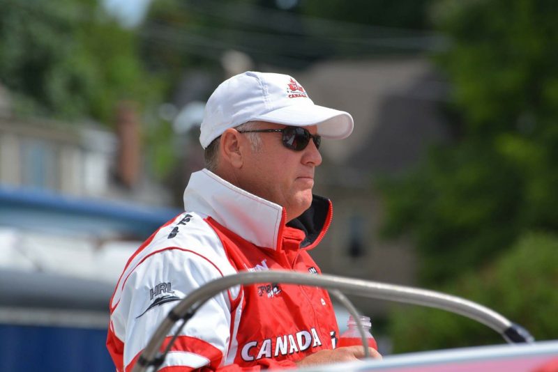 Un ancien du Tricolore à Beloeil : L’ancien défenseur du Canadien de Montréal, Francis Bouillon, a accepté d’occuper la présidence d’honneur de la 34 <V>e<V> édition du Tournoi Provincial bantam de Belœil. En 2017, les organisateurs réservent plusieurs nouveautés pour la 35e édition.
